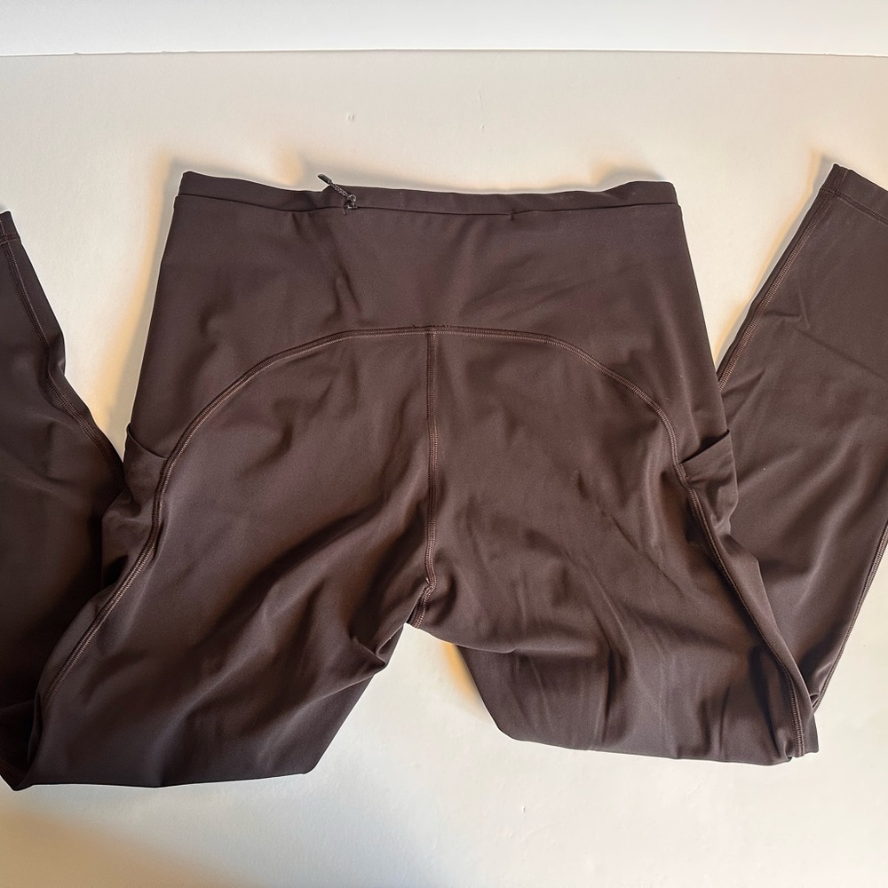 lululemon athletica Swift Speed 25” Leggings w/ Pockets in Sequoia. Size 12 - Picture 3 of 6